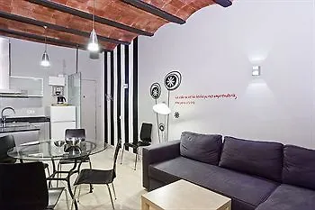 Dingdong Fira Apartments Barcelona