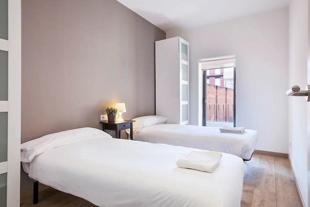 Dingdong Fira Apartments location