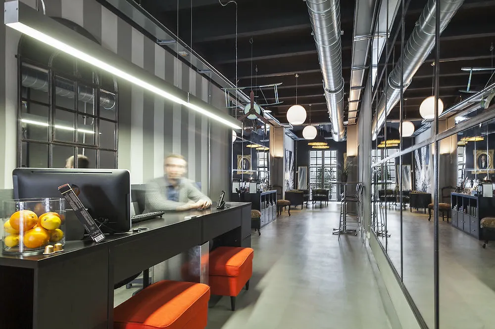 Dingdong Fira Apartments Barcelona