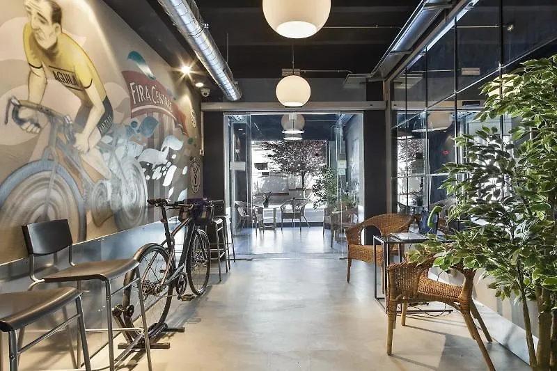 *** Hotel Dingdong Fira Apartments Barcelona Spain