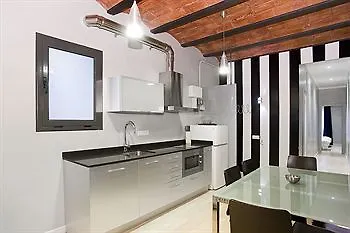 Dingdong Fira Apartments Barcelona