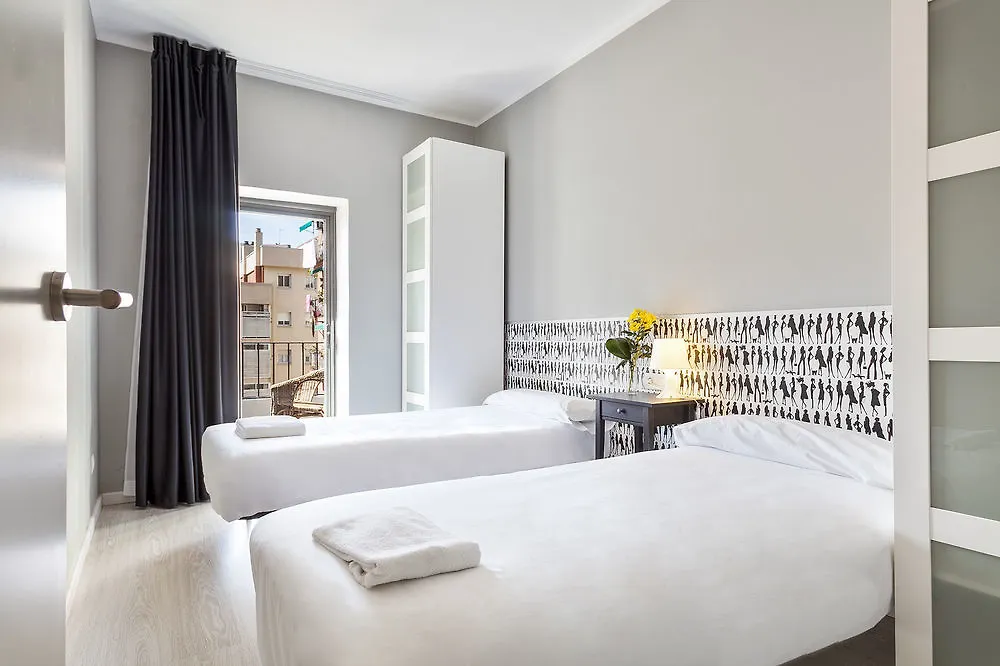 *** Hotel Dingdong Fira Apartments Barcelona Spain