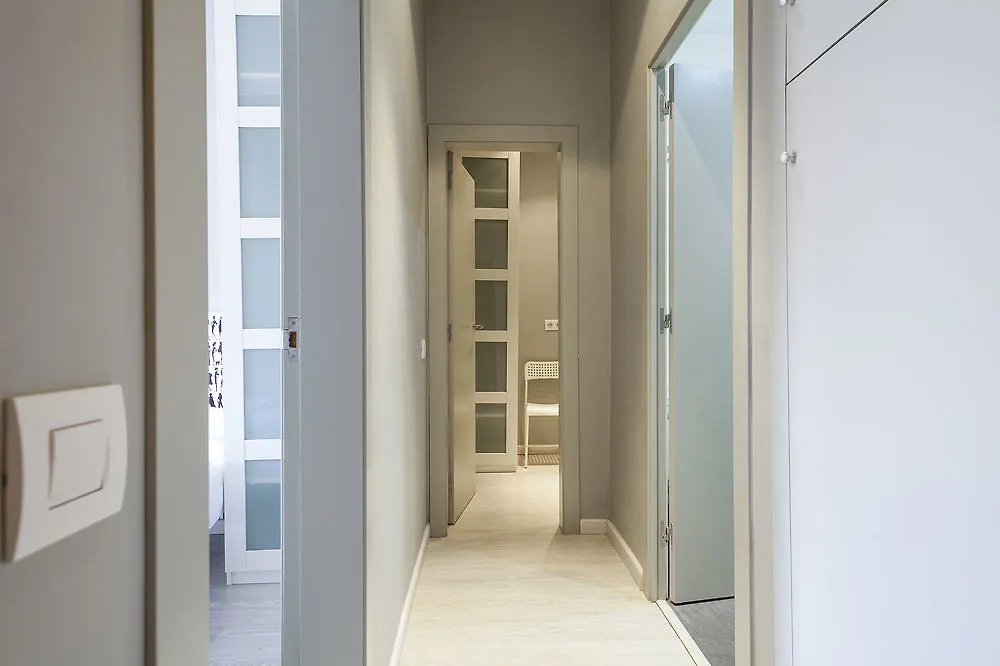 Dingdong Fira Apartments Barcelona